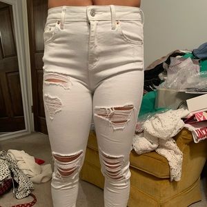 White distressed high rise skinny denim